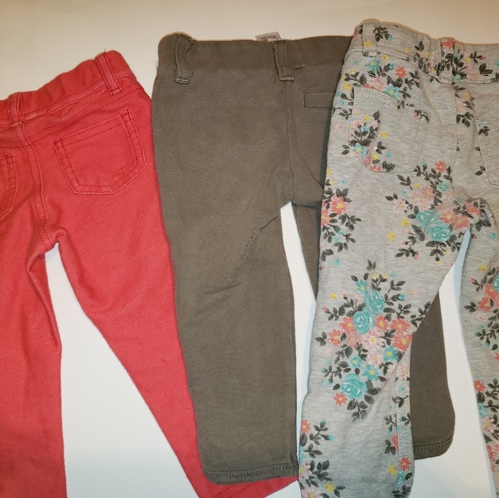 3 pair of Carters 24m girls bottoms